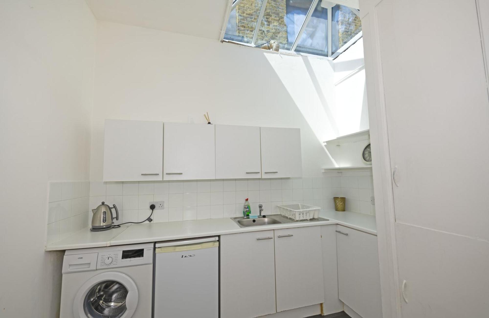 Flat In Clapham Budget Friendly Stay London Kültér fotó