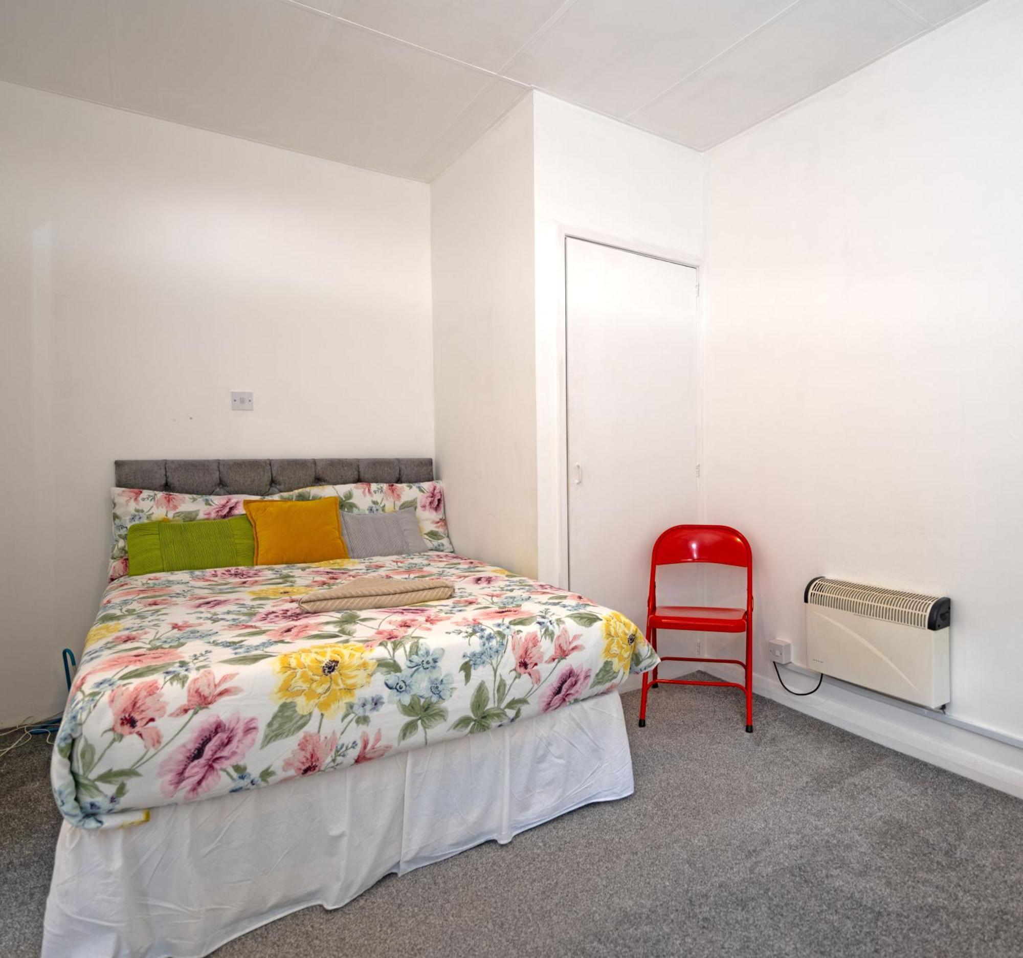 Flat In Clapham Budget Friendly Stay London Kültér fotó